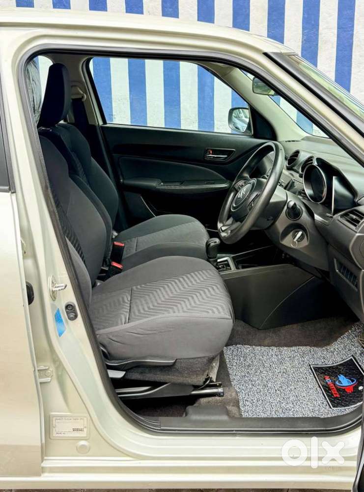 Maruti Suzuki Swift Vxi Optional, 2020, Petrol