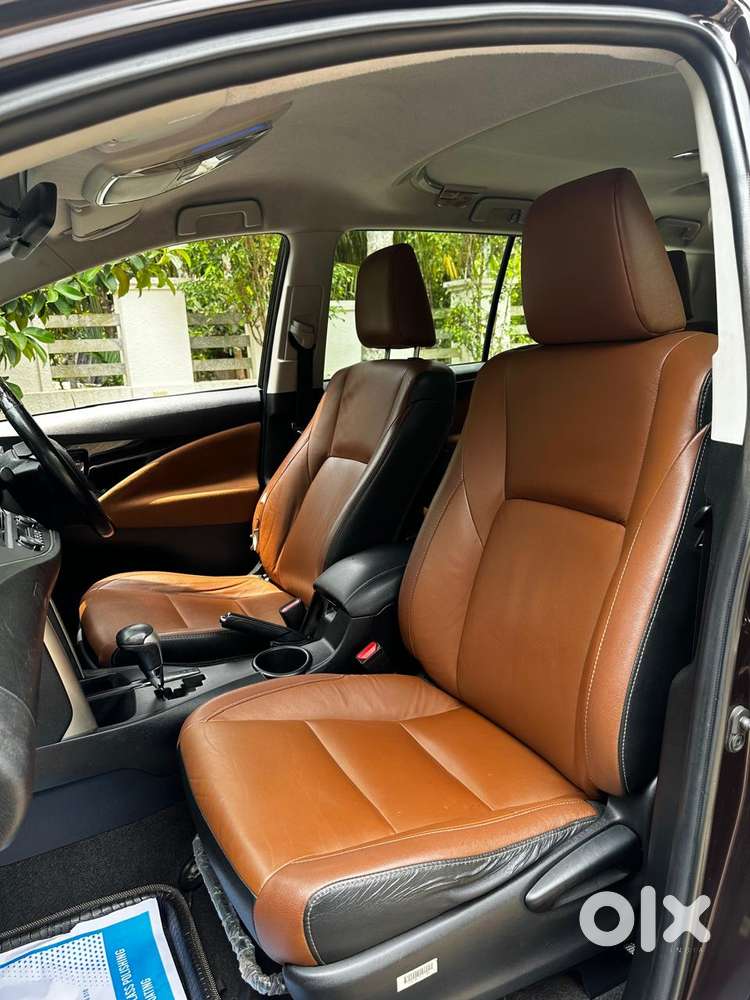 Toyota Innova Crysta 2.8z Automatic, 2017, Diesel