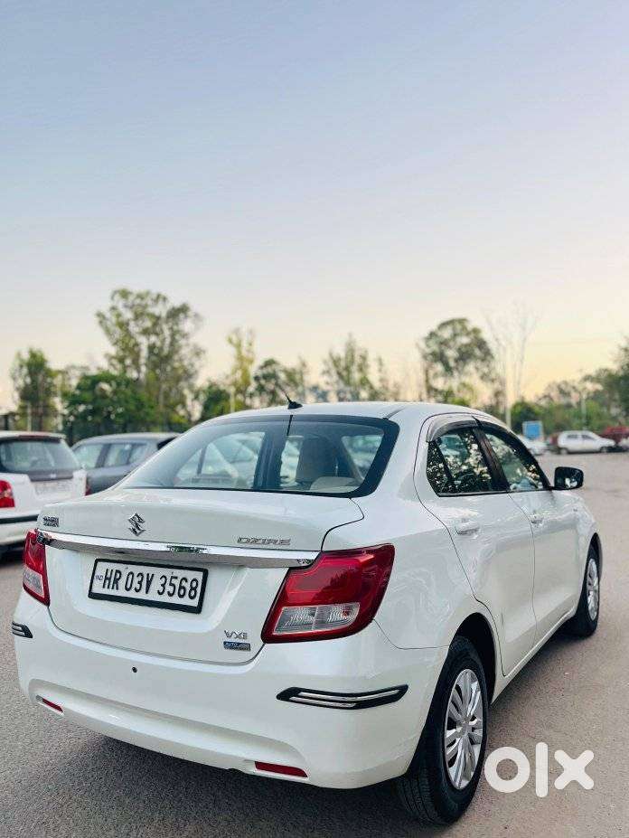 Maruti Suzuki Swift Dzire Vxi(o) Amt, 2017, Petrol