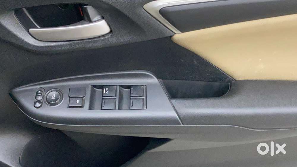 Honda Jazz 1.2 V At I Vtec, 2016, Petrol