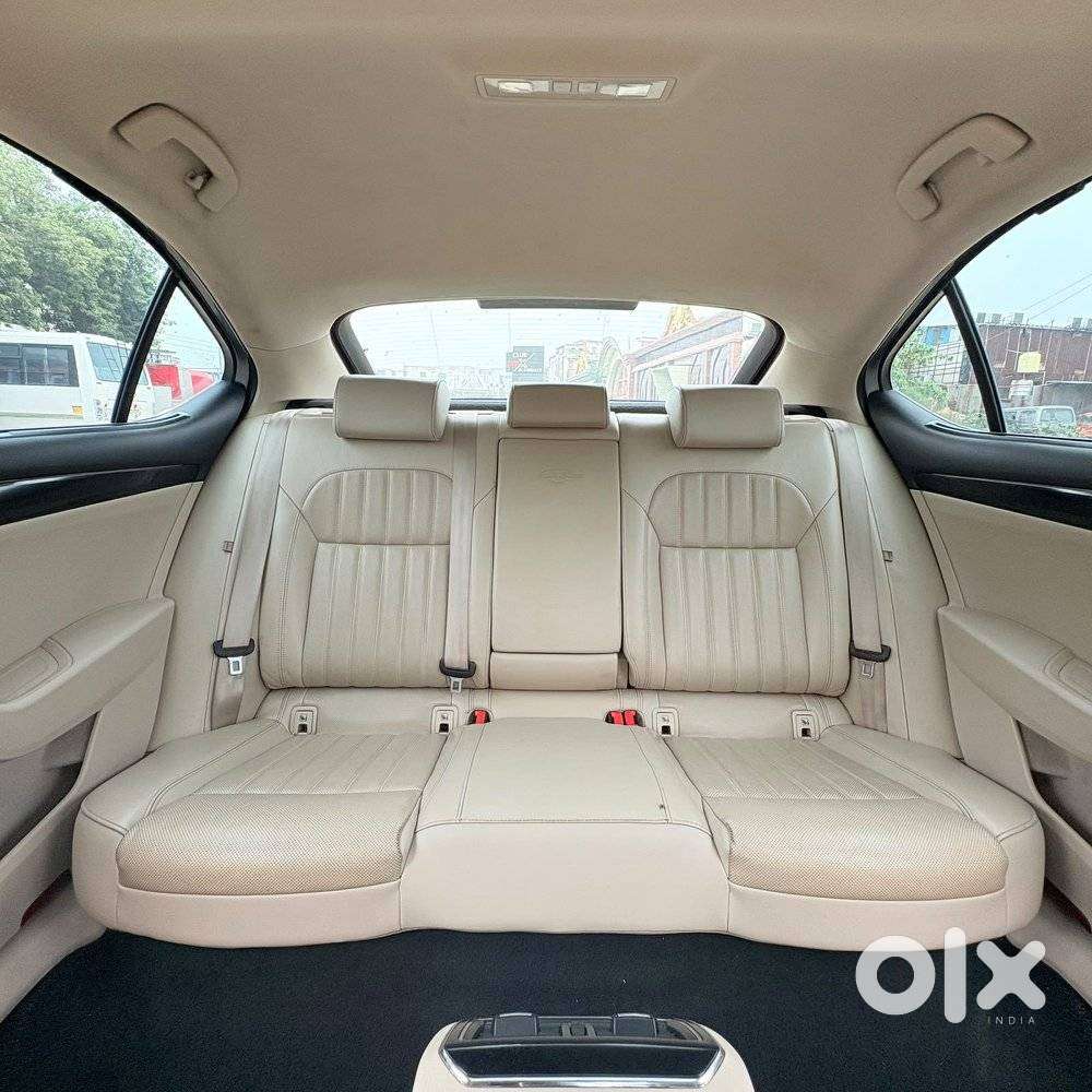 Skoda Superb Laurin And Klement 1.8, 2017, Petrol
