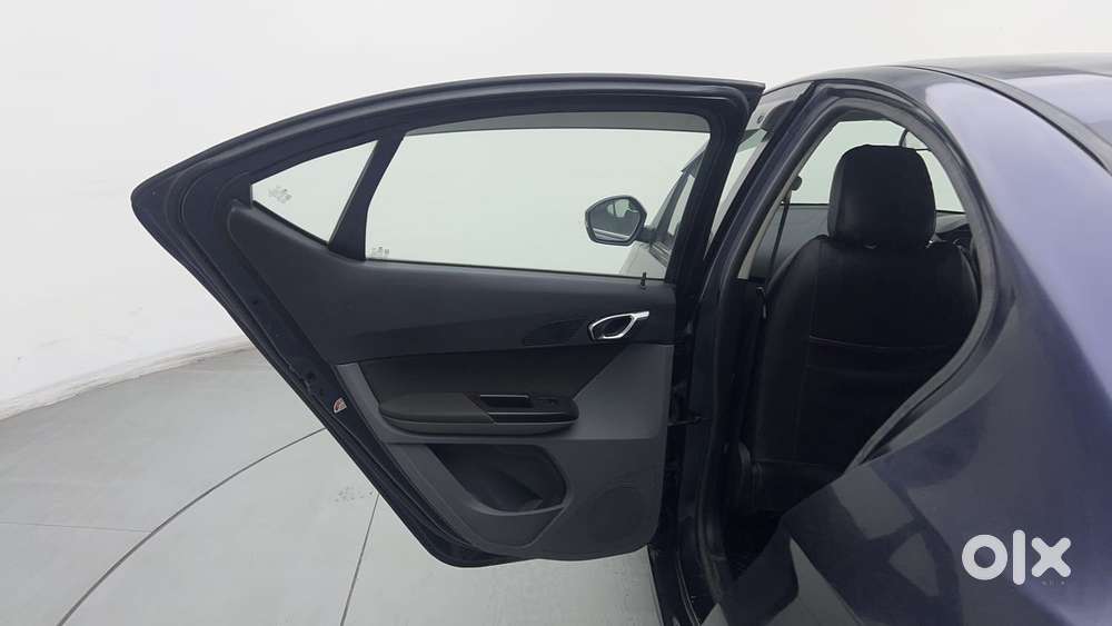 Tata Tigor Xza, 2019, Petrol