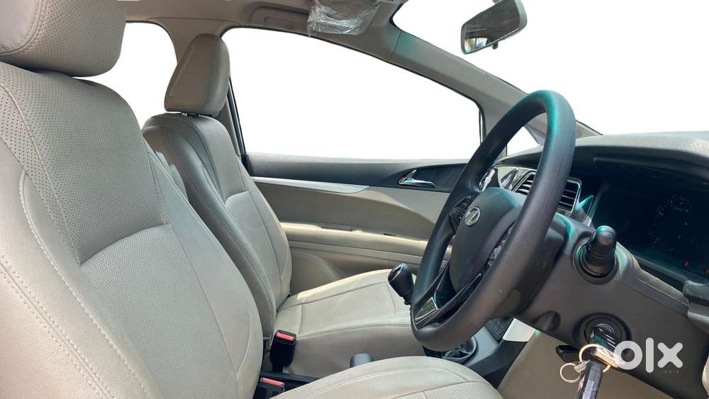 Mahindra Marazzo M6 8str, 2020, Diesel