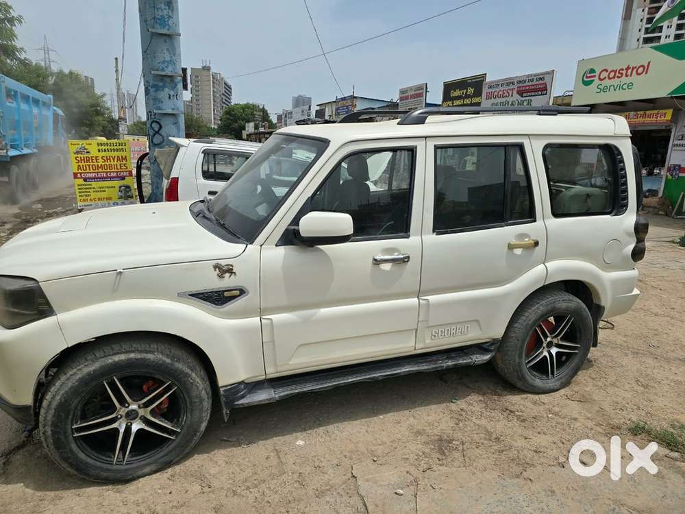 Mahindra Scorpio Diesel 2017