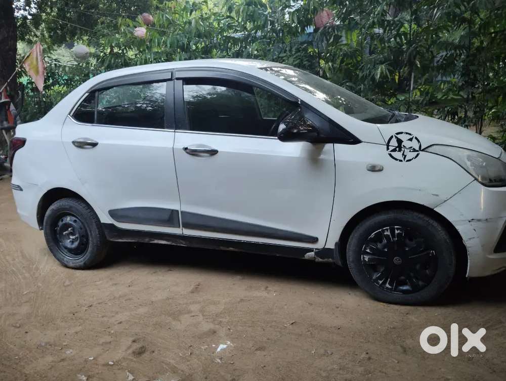 Hyundai Xcent Base Cng 2016 Model