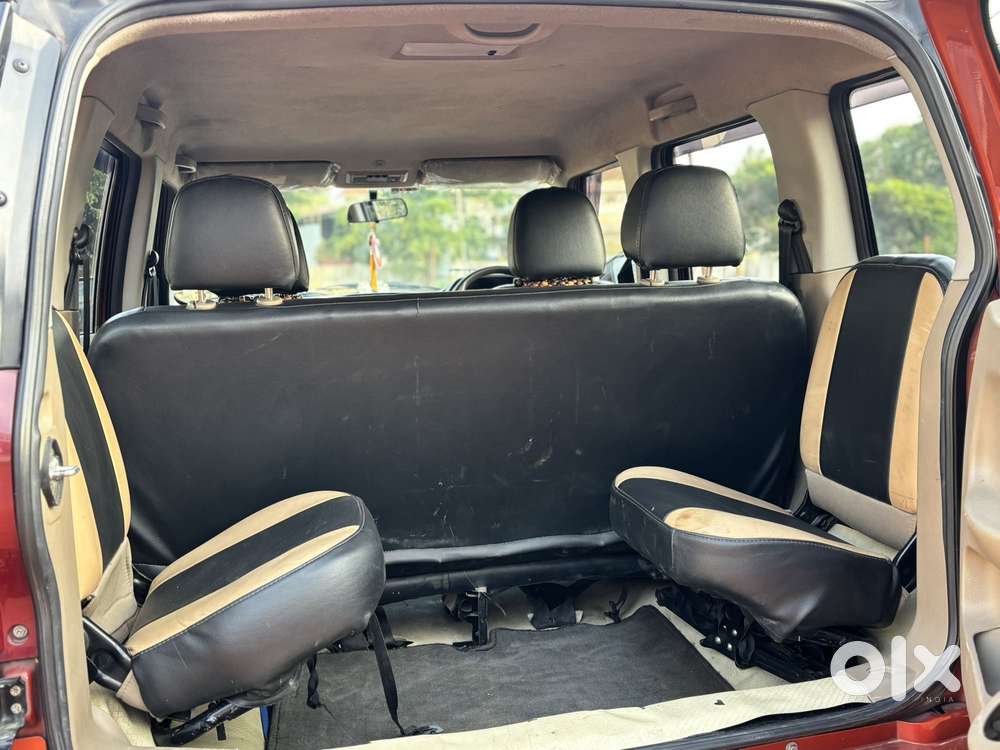 Mahindra Tuv 300 T8 Amt (automatic), 2017, Diesel