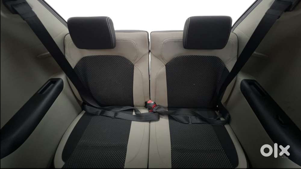 Renault Triber Rxz Easy-r Amt, 2021, Petrol