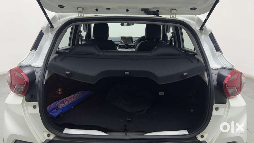 Tata Punch Accomplished Dazzle Sunroof Cng, 2024, Cng & Hybrids