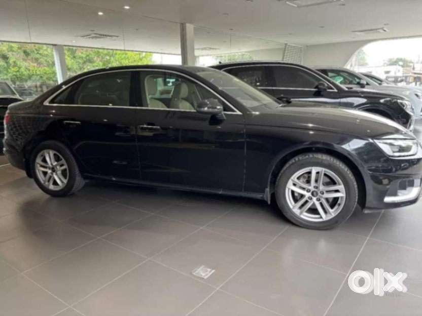 Audi A4 2.0 Technology 40 Tfsi, 2024, Petrol