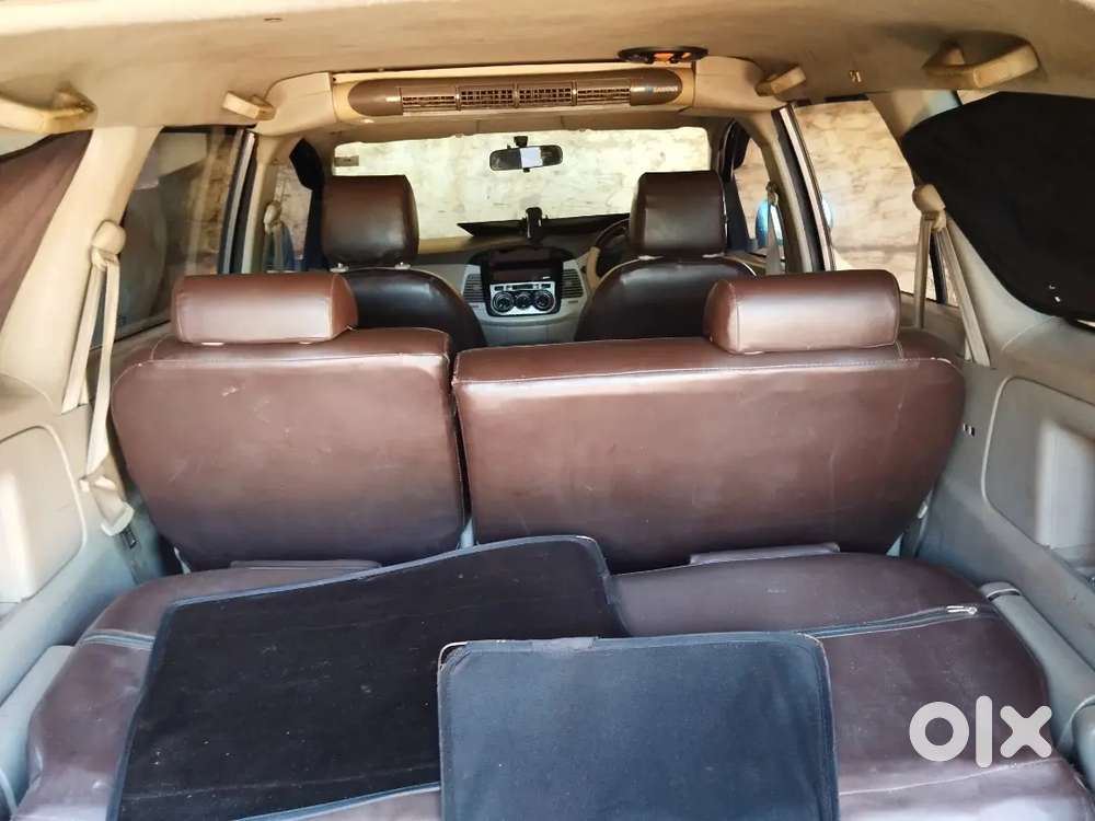 Toyota Innova 2012 Diesel Well Maintained
