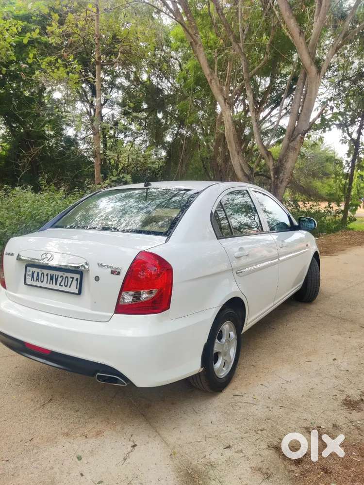 Hyundai Verna Sx Petrol 2010
