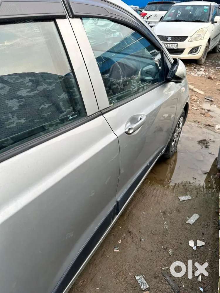 I10 Grand 2016 Cng All Original Car Second Owner