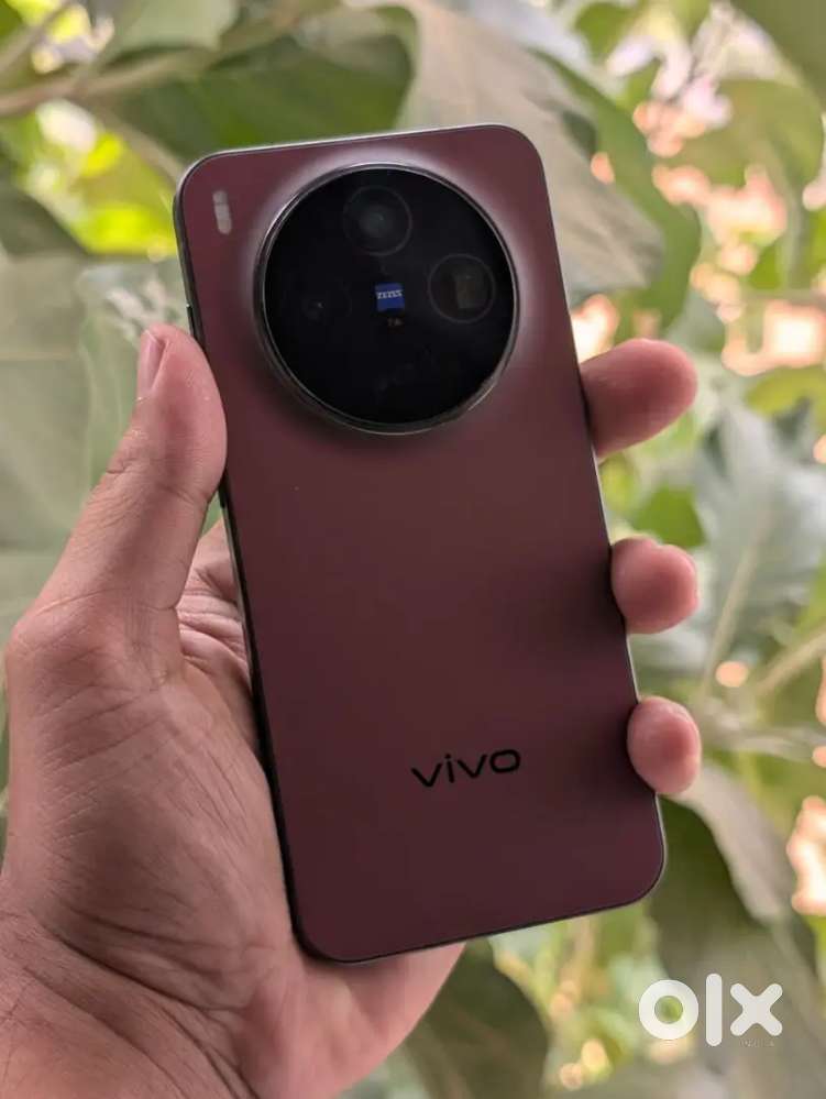 Vivo x300 12|256 near like new