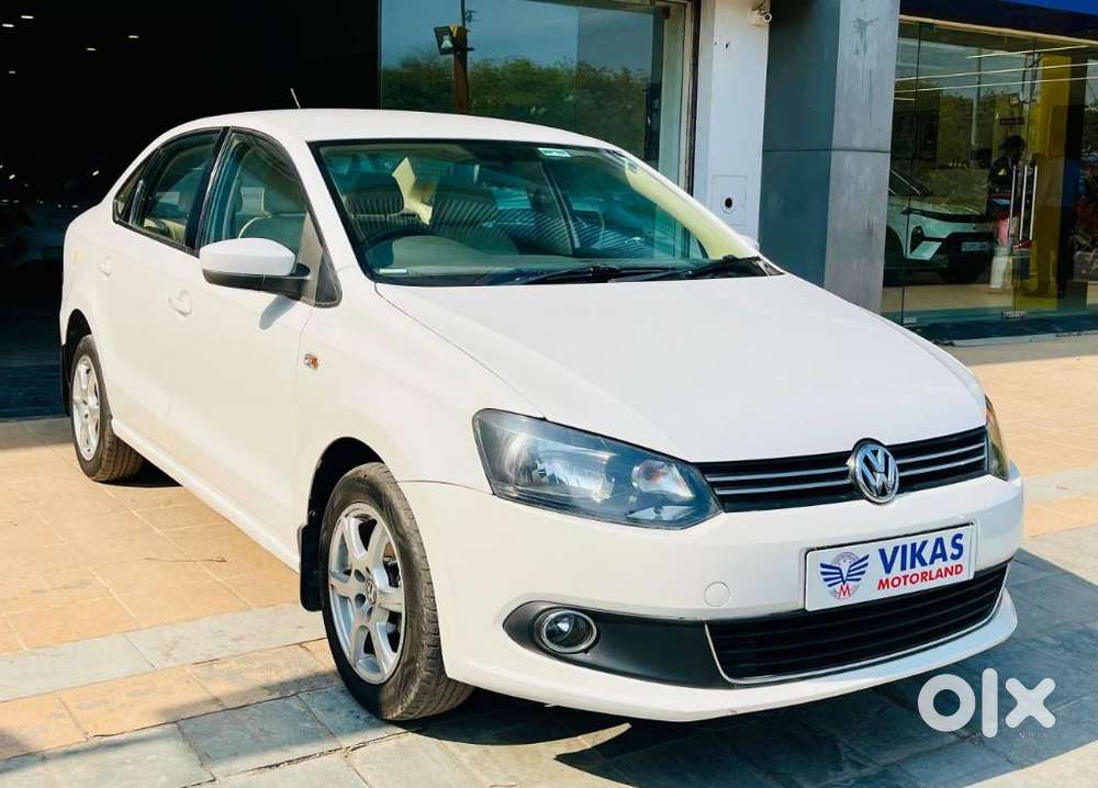 Volkswagen Vento 1.2 Tsi Highline At, 2013, Petrol