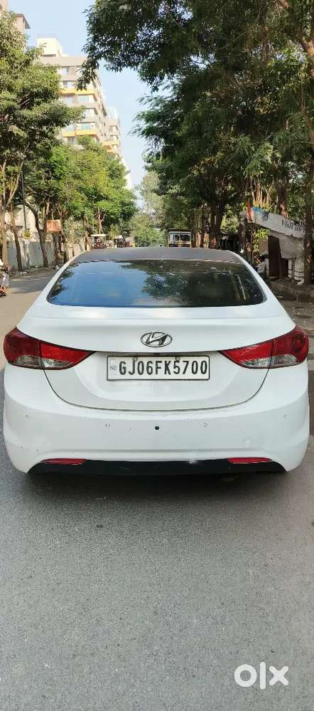 Hyundai New Elantra 2012