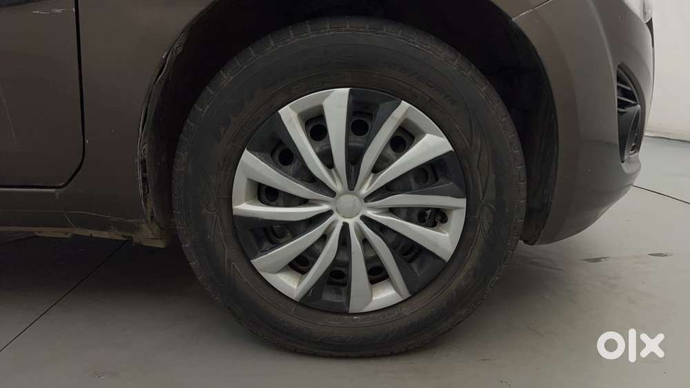 Maruti Suzuki Ritz Vxi, 2013, Petrol