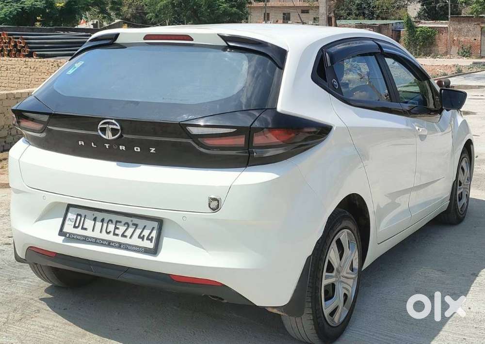 Tata Altroz Xm Plus Icng, 2023, Cng & Hybrids