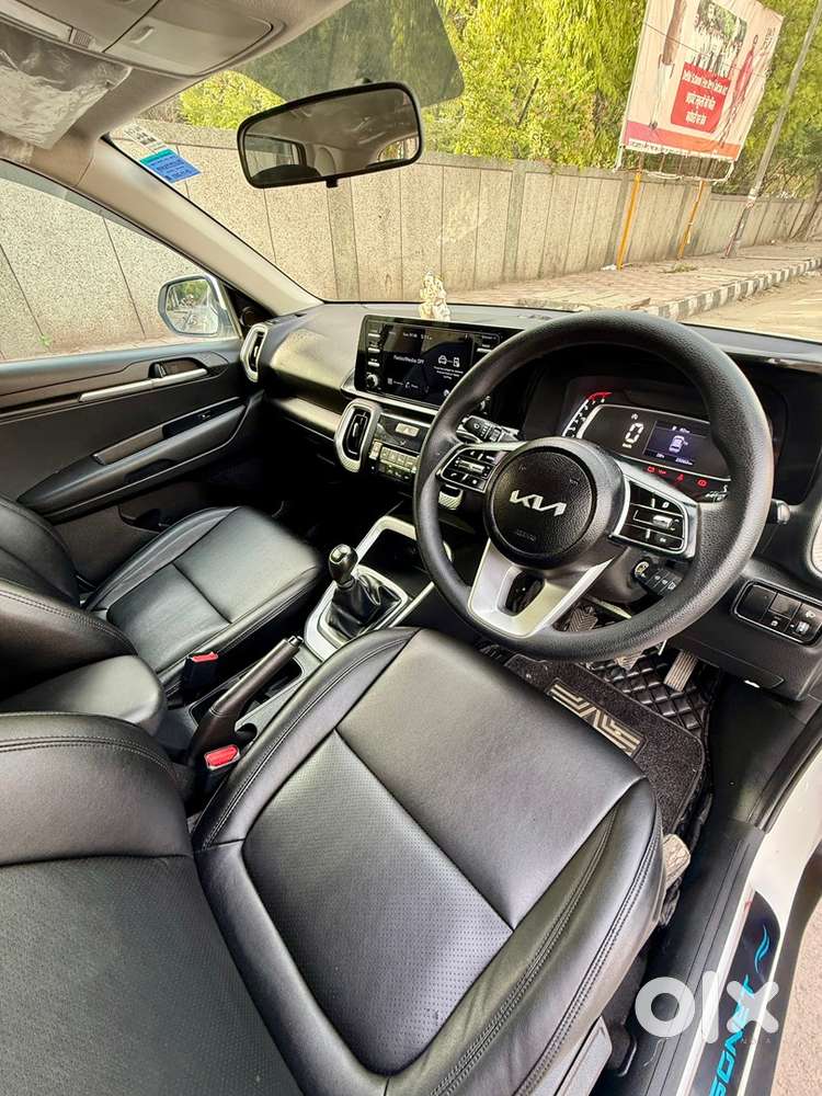 Kia Sonet Petrol 2023 Less Driven Excellent Condition Delhi