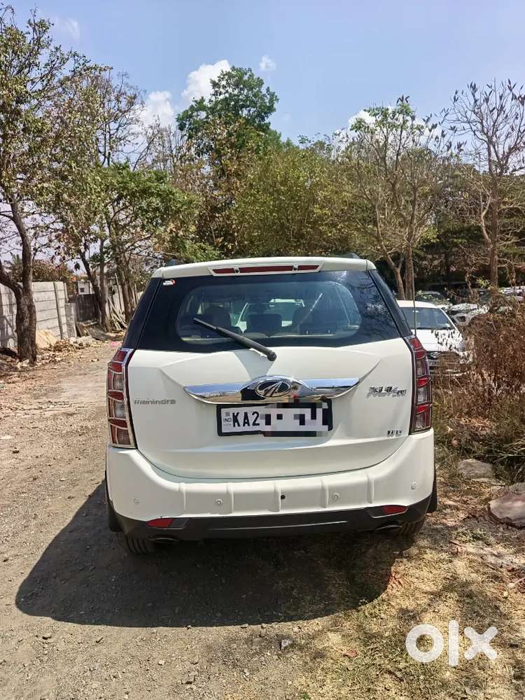 Mahindra Xuv500 2018 Diesel 100000 Km Driven