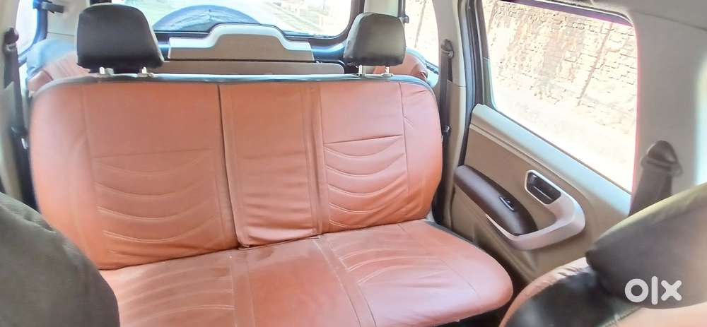 Mahindra Tuv 300 T8, 2018, Diesel