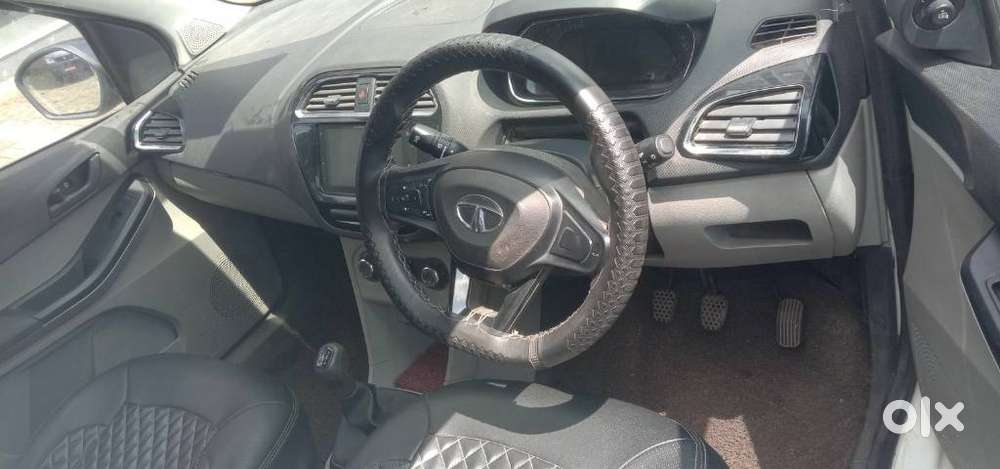 Tata Tiago 1.2 Revotron Xt (o), 2022, Petrol