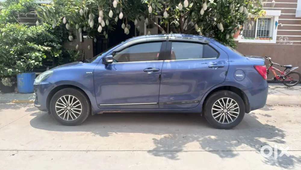 Maruti Suzuki Dzire 2017 Petrol 64000 Km Driven