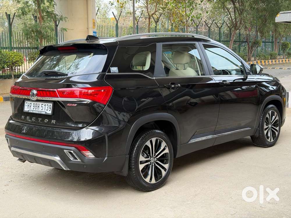Mg Hector Plus Sharp Pro 1.5 Turbo Petrol Cvt 7 Str, 2023, Petrol