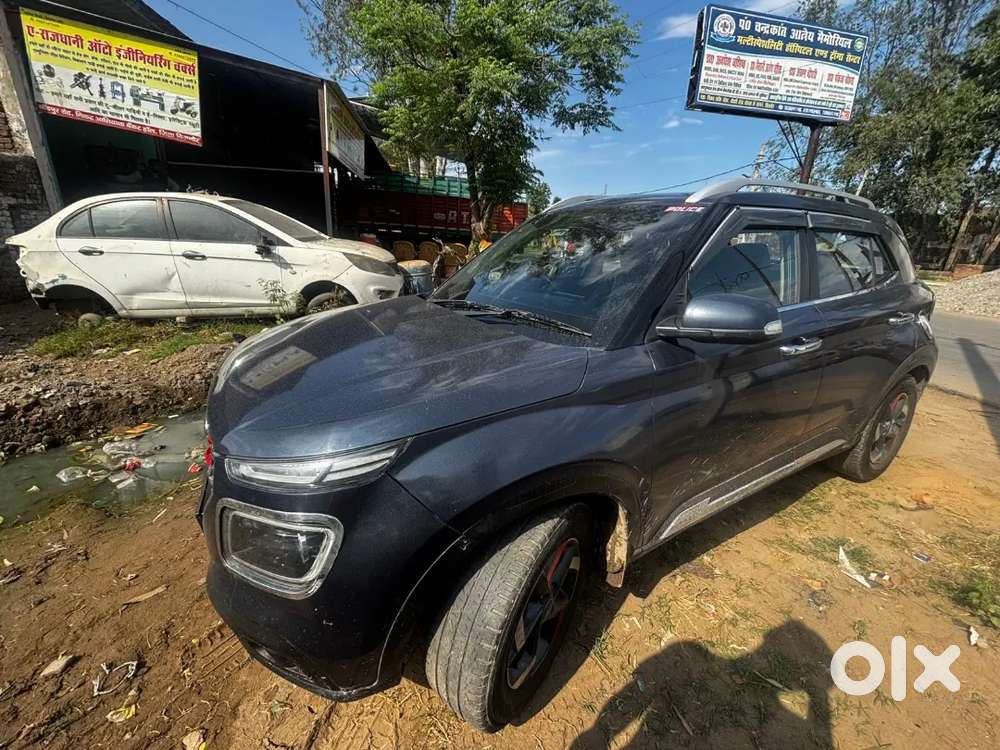 Hyundai Venue 2019 Diesel 110000 Km Driven