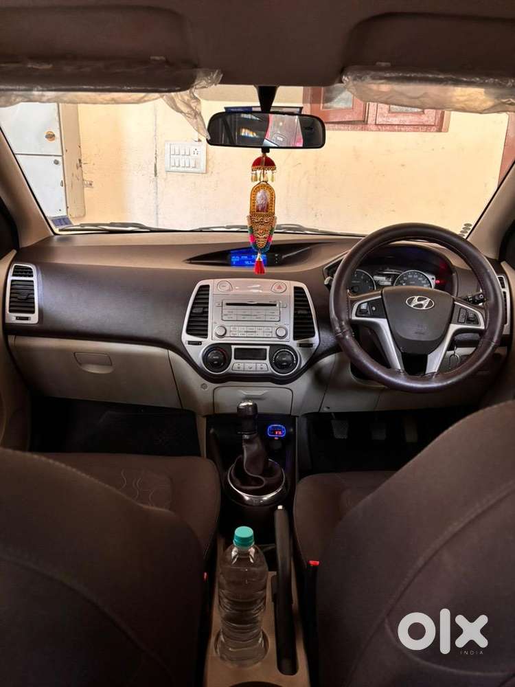 Well Maintained Less Driven I20 For Sale Direct Owner