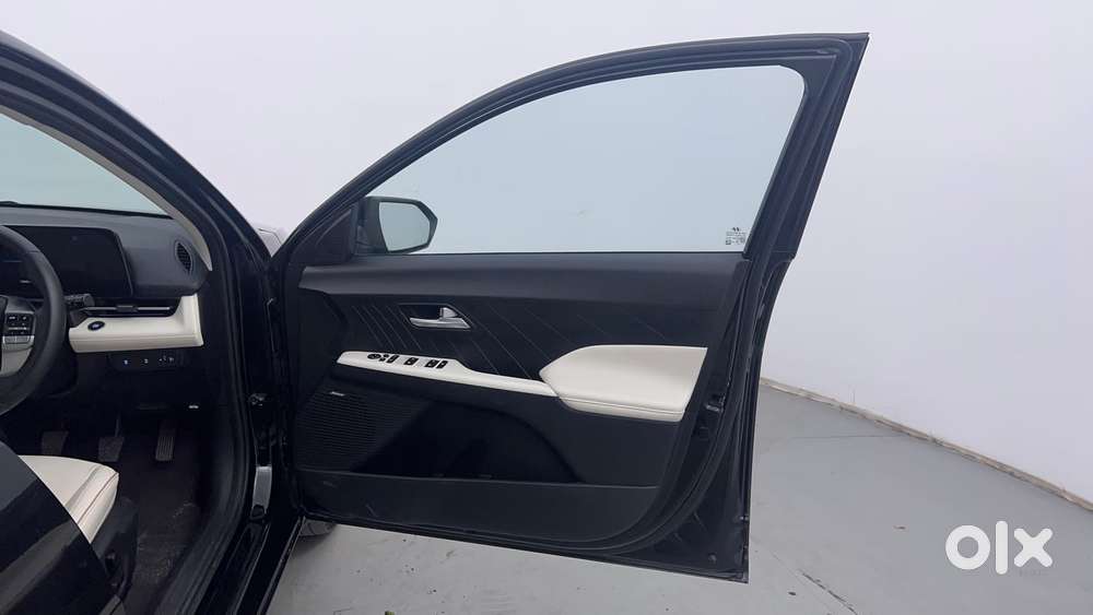 Hyundai Verna 1.5 Sx (o) Turbo Petrol Mt, 2025, Petrol