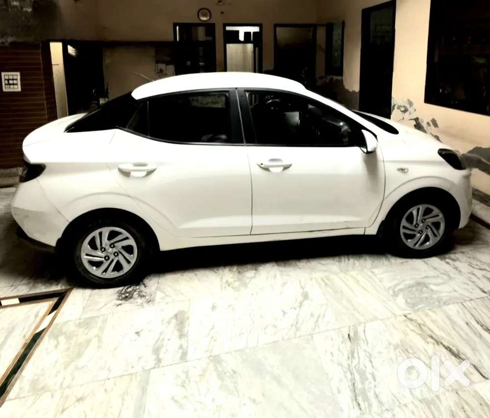 Diesel Car Aura First Owner