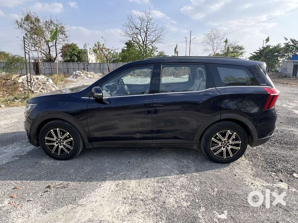 Mahindra Xuv700 2.2 Ax 7 Diesel At Luxury Pack Str Awd, 2022, Diesel