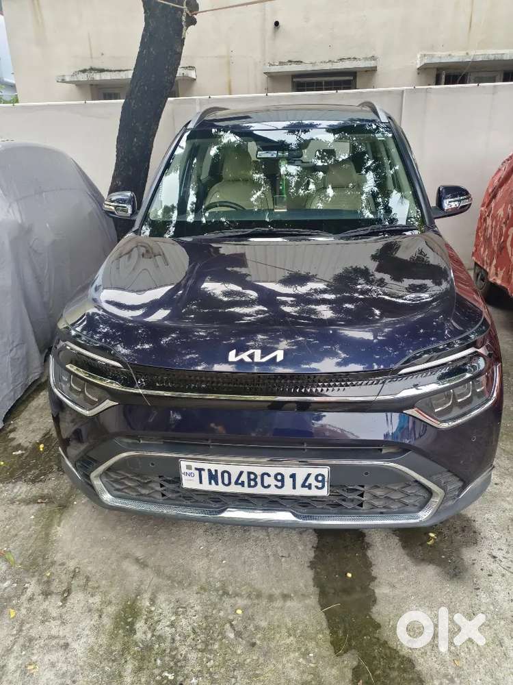 Kia Carens Luxury Plus 2024