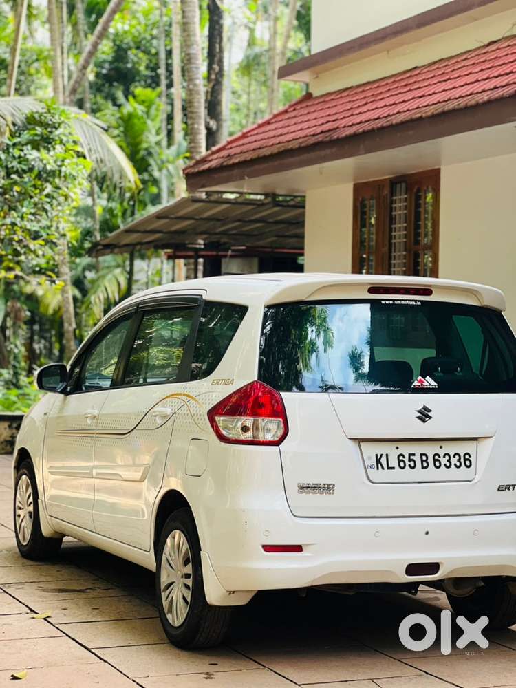 Maruti Suzuki Ertiga 2012