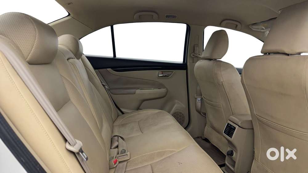 Maruti Suzuki Ciaz 2014-2017 At Zxi, 2015, Petrol