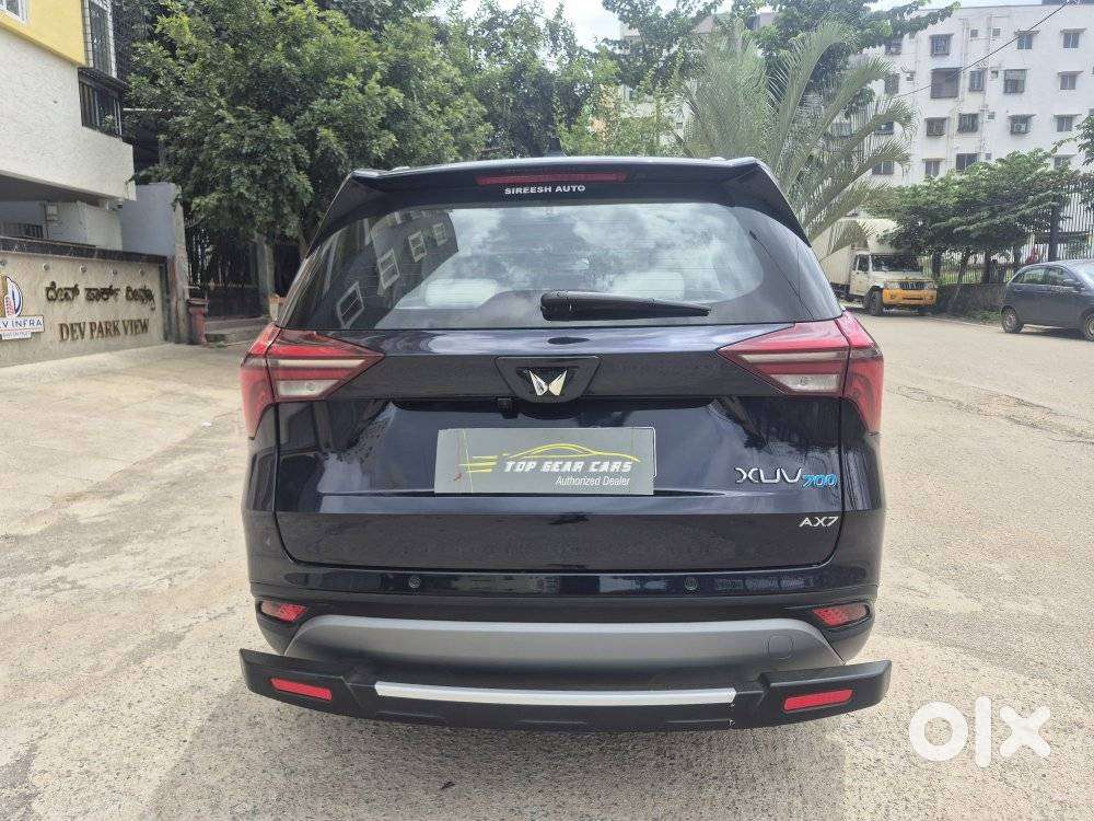 Mahindra Xuv700 2.0 Ax 7 Petrol At Str, 2024, Petrol