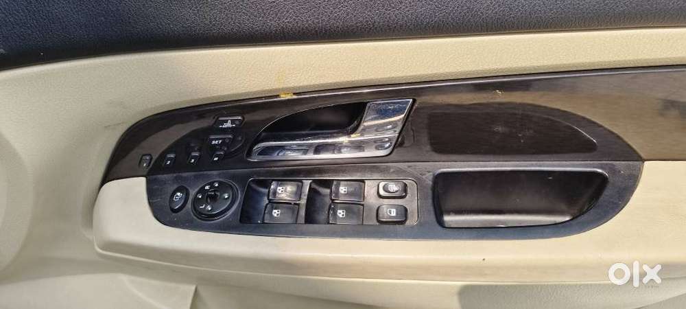Mahindra Rexton, 2014, Diesel