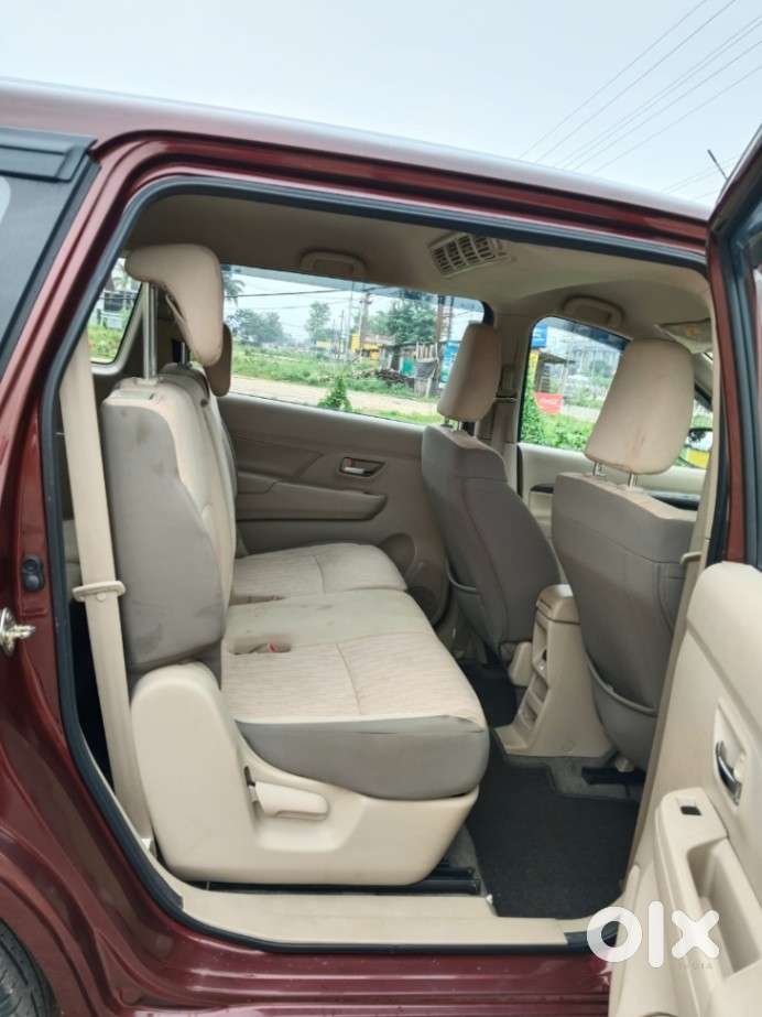 Maruti Suzuki Ertiga Zxi Plus At Shvs, 2022, Petrol