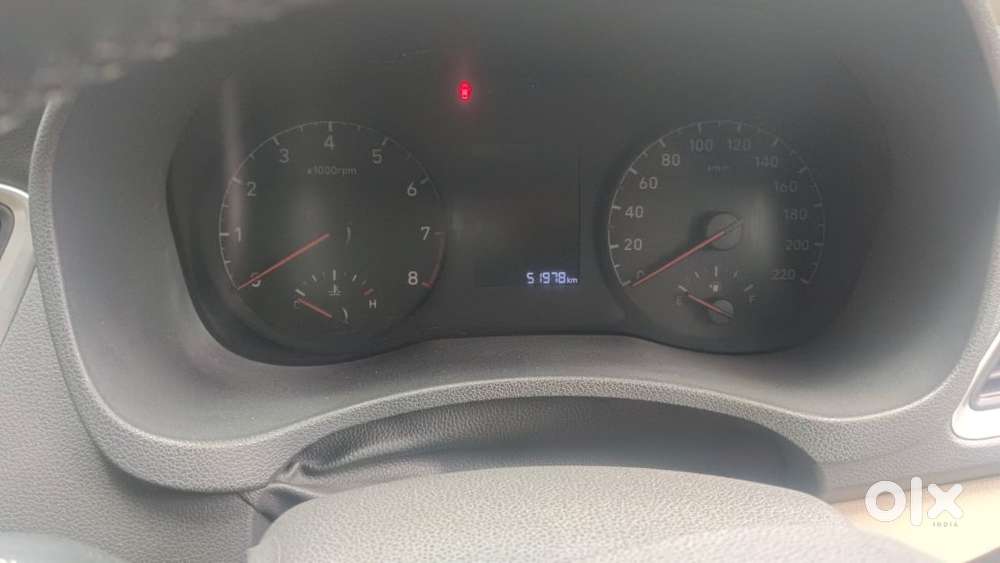 Hyundai Verna Ex 1.6 Vtvt At, 2018, Petrol