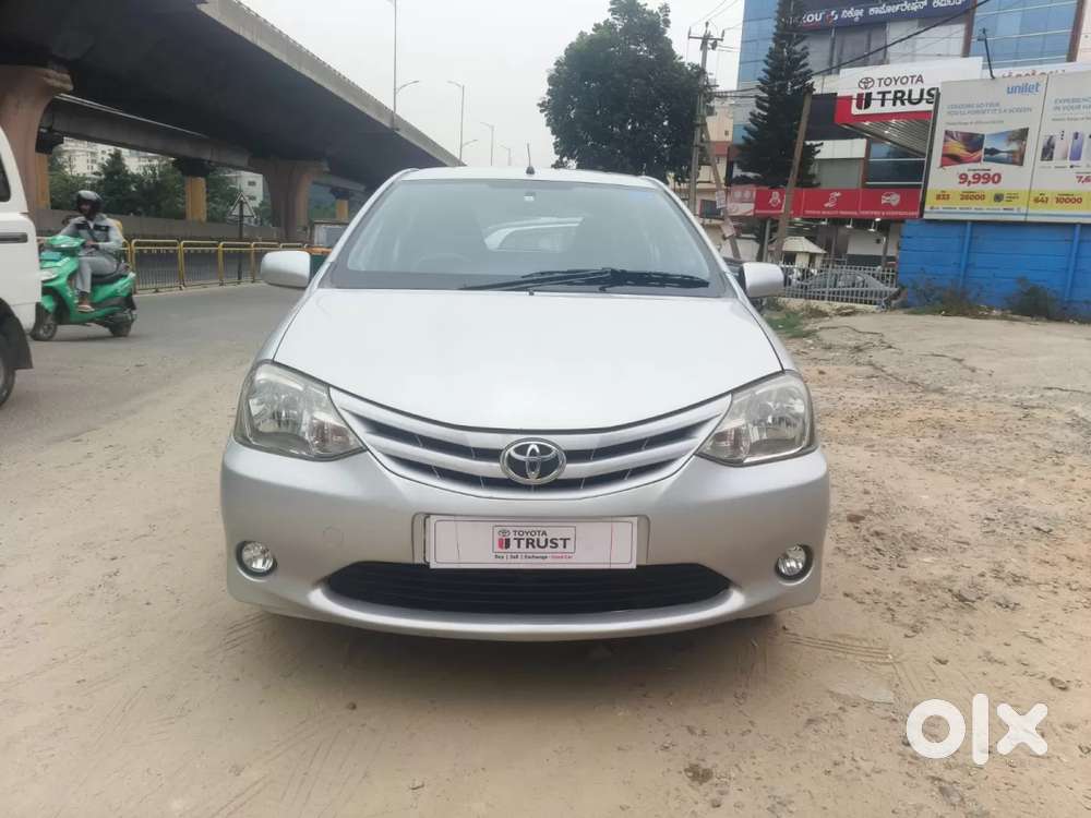Toyota Etios Liva 1.2 G, 2012, Petrol
