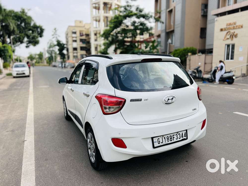 Hyundai Grand I10 Sportz Cng, 2016, Cng & Hybrids