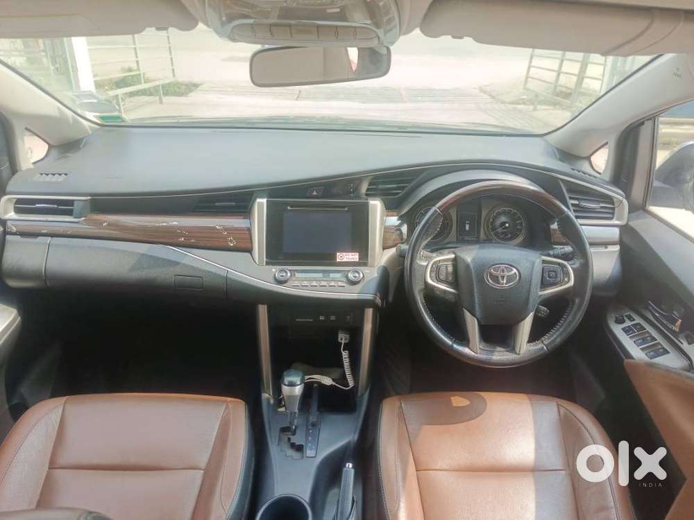Toyota Innova Crysta 2.8 Z, 2017, Diesel
