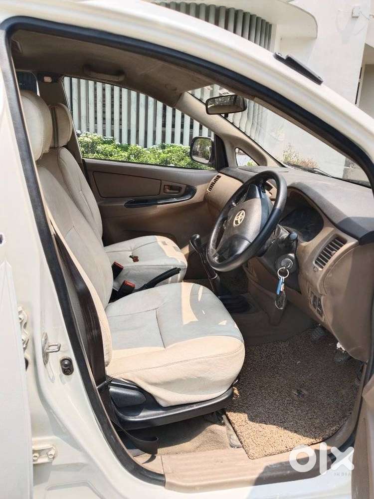 Toyota Innova 2.5 G (diesel) 7 Seater, 2015, Diesel