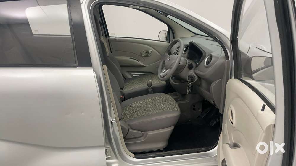 Datsun Redigo T Option, 2016, Petrol
