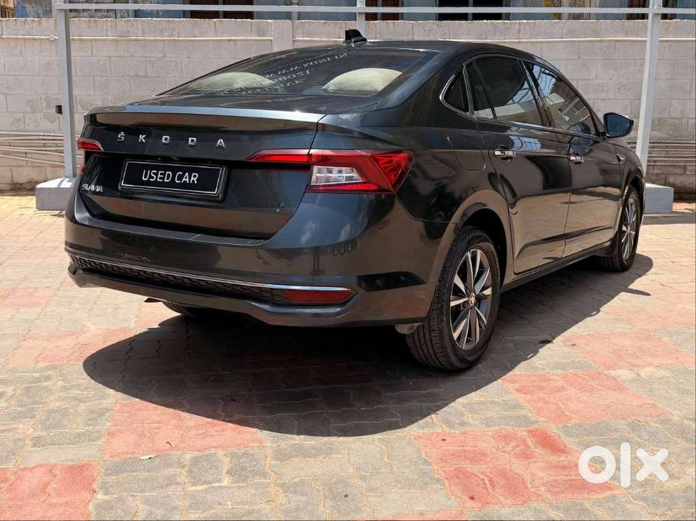 Skoda Slavia, 2023, Petrol