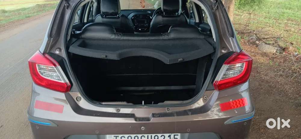 Tata Tiago Revotron 2019