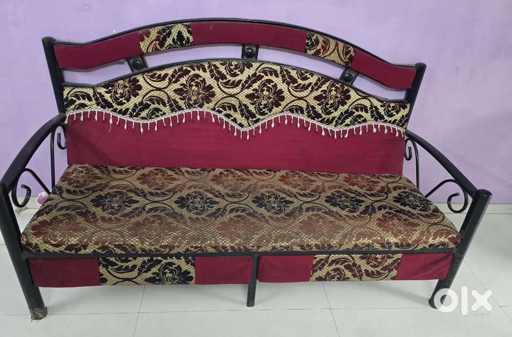 Sofa 3 Seater & 2 Sofa Chair