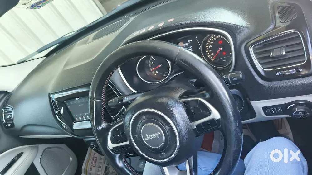 Jeep Compass Limited 2018 Petrol