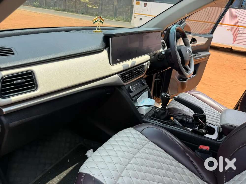 Mahindra Xuv700 2024 Diesel 43000 Km Driven