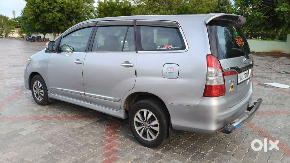 Toyota Innova 2.5 Z Diesel 7 Seater Bs Iv, 2015, Diesel